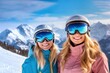 Freundinnen beim Ski fahren im Hintergrund eine Winterlandschaft in den Bergen 