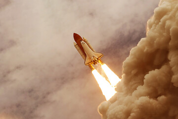 Canvas Print - the launch of a spaceship into space. elements of this image furnished by nasa