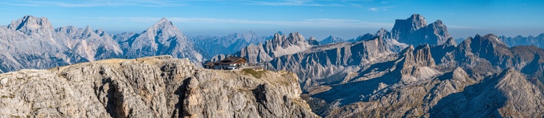 Dolomitenpanorama am Lagazuoi