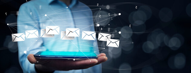man hand phone wih message in screen