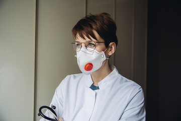 Female doctor wearing FFP3 mask