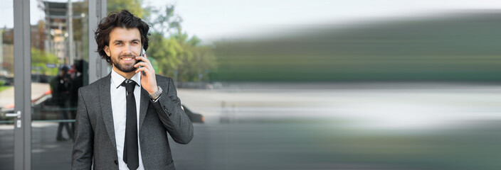 Wall Mural - happy man talking phone