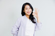 © Paylessimages - OKポーズの女性