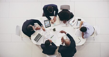 Leinwandbilder - Top view, tablet or business people in meeting for data analytics, planning or research in office. Project management, teamwork or group collaboration on tech for agenda, documents or online feedback