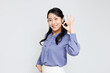 © Paylessimages - OKポーズの女性