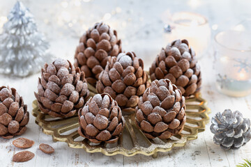 Sticker - Christmas edible chocolate brownie pine cones