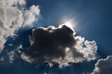 Fototapeta Pomosty - Chmury na błękitnym niebie