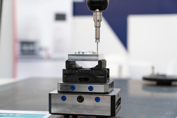 Leinwandbilder - Infrared sensor for measuring parts. Quality evaluation on a modern factory
