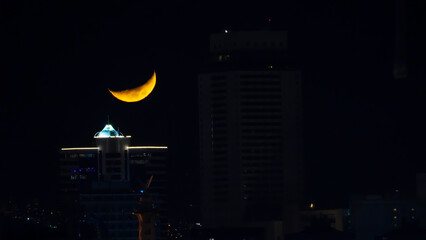 Wall Mural - New crescent view that is close to buildings in the city