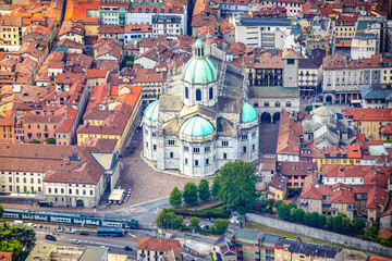 Wall Mural - Town of Como and Saint Mary Assunta Cathedral aerial view,