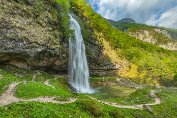 Wall Mural - Goriuda waterfall (Fontanon di Goriuda), Valle Raccolana, Friuli Venezia Giulia, Italy