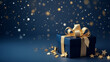 Dunkelblaue Geschenkbox mit goldenem Satinband auf dunklem Hintergrund. Geburtstagsgeschenk mit Textfreiraum für Feiertags- oder Weihnachtsgeschenk