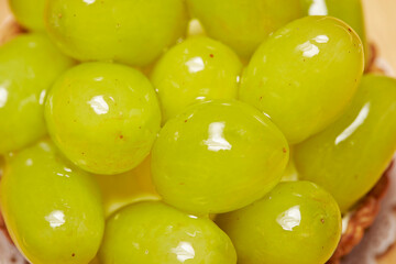 Canvas Print - Green grape tart on a plate