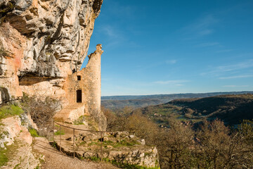 Wall Mural - Chateau des Anglais, a 13th century castle built iinto a cliff above the village of Autoire in the Lot region of France