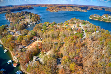 Wall Mural - Aerial view of beautiful Lake Fall colors and waterfront vacation homes and boat houses on beautiful Tims Ford Lake in Winchester Tennessee