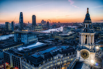 Canvas Print - Afternoon in London, England, at Christmas Time, with The Thames, Blackfriars Bridge and the Clock Tower of St Paul's Cathedral