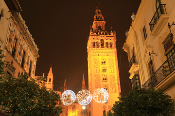 Wall Mural - sevilla giralda catedral navidad vista de noche IMG_5161-as24