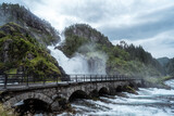 Fototapeta Tęcza - Norweski Wodospad