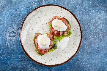 Wall Mural - toast with poached egg and bacon