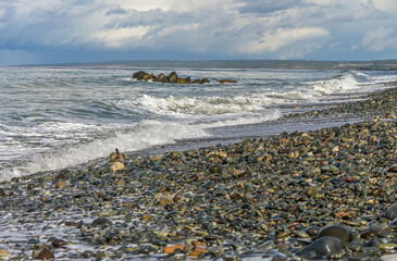 tidal wave on the Mediterranean coast in winter 4