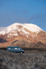 Canvas Print - vanlife at blue hour in moutains