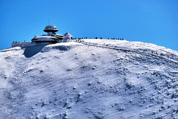 Canvas Print - Overwhelmed snow rocky ridge in the Giant Mountains