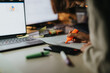 © qunica.com - Collaborating Business People Analyzing Statistics for Profit Growth
