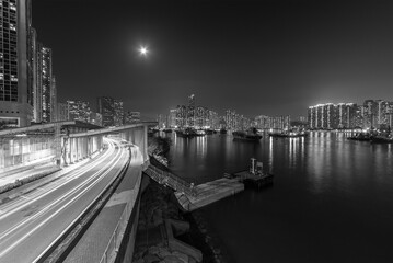 Aufkleber - Night scenery of skyline and highway in Hong Kong city