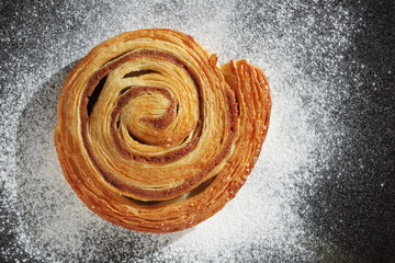 Wall Mural - Puff pastry cinnamon bun