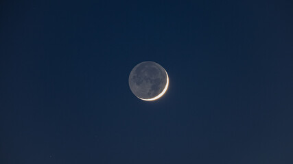 Wall Mural - The crescent moon of the moonage 3
