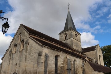 Canvas Print - church of Tonnerre city