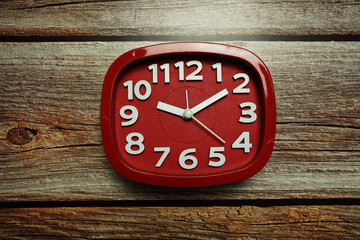 Canvas Print - Alarm clock on wooden background