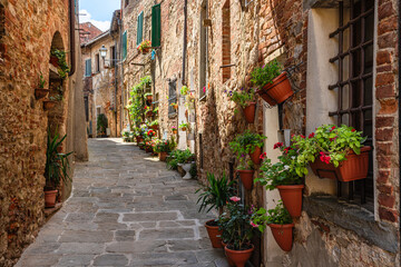  Lucignano, wonderful village in the Province of Arezzo. Tuscany, Italy.