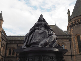 Sticker - Queen Victoria statue in Dundee