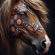 Pferdekopf mit bunten Mustern im Gesicht