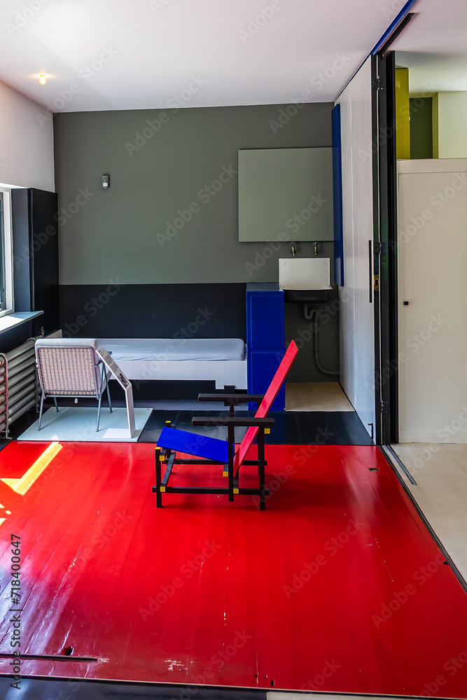 Foto de Stock Interior of Rietveld Schroder House (1925): historic home ...