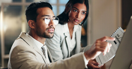 Aufkleber - Computer, night or business people teamwork on office research, planning or cooperation on financial budget review. Reading, report or finance team collaboration, smile and nodding for growth success