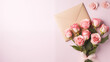 Walentynki - tło na życzenia. Mockup, szablon z tulipanami, kopertą i listem z wyznaniem uczuć miłości. Kwiaty dla zakochanej kobiety