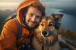 Um homem jovem com seu cachorro com roupa de frio coma linda paisagem ao fundo