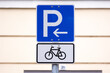Verkehrsschild parken für Fahrräder erlaubt