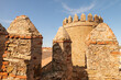 Altstadt und Festung Alcázar auch Palacio de los Duques de Feria genannt. eine der wichtigsten Sehenswürdigkeiten von Zafra am Pilgerweg Via de la Plata in der Provinz Badajoz, Extremadura, Spanien.