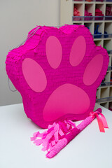 Wall Mural - piñata paw, birthday game, fun birthday game