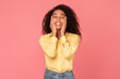 © Prostock-studio - Joyful black woman with hands on cheeks on pink background