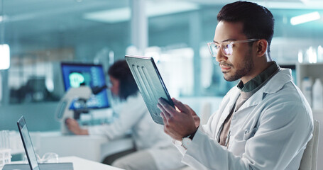 Aufkleber - Tablet, scientist and happy for analysis in laboratory, healthcare and reading of online pharmaceutical research. Asian expert, technology or connection for innovation or information in biotechnology