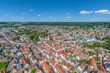 Die mittelschwäbische Stadt Krumbach im Luftbild, Ausblick auf die Altstadt rund um den Marktplatz