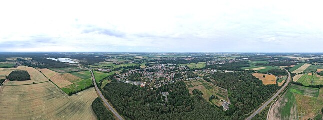 Wall Mural - Bad Liebenwerda, Blick auf die nördliche Umgehungsstraße B101 auf die Weinberge 2023, 180° Panorama