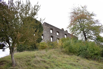 Sticker - castle ruin above small town Ulmen in autumn