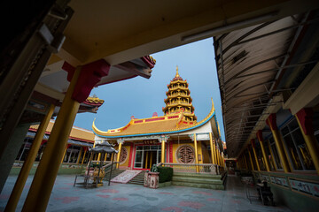 Wall Mural - THAILAND CHONBURI MUEANG WAT THEP PHUTTHARAM