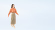 歩く白人女性の全身写真（切り抜き背景透過PNGも販売しております。作成者リンクから「PNG」で検索してください）