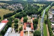 Elsterwerda, Schloßplatz mit Elsterschloßgymnasium 2023
